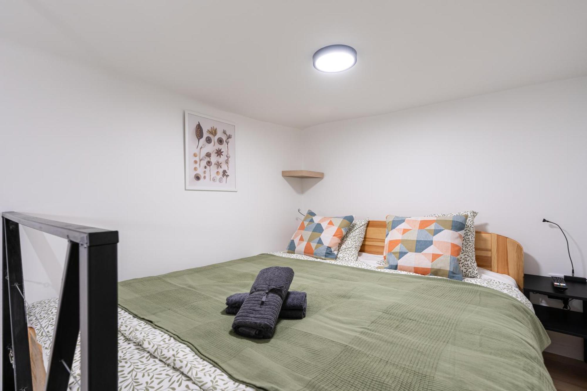 Apartment Ubi